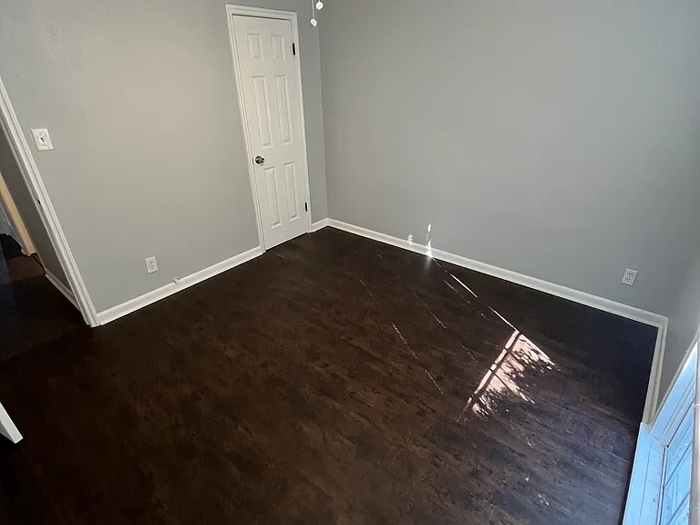 1143 Wilbur St — Photo 13