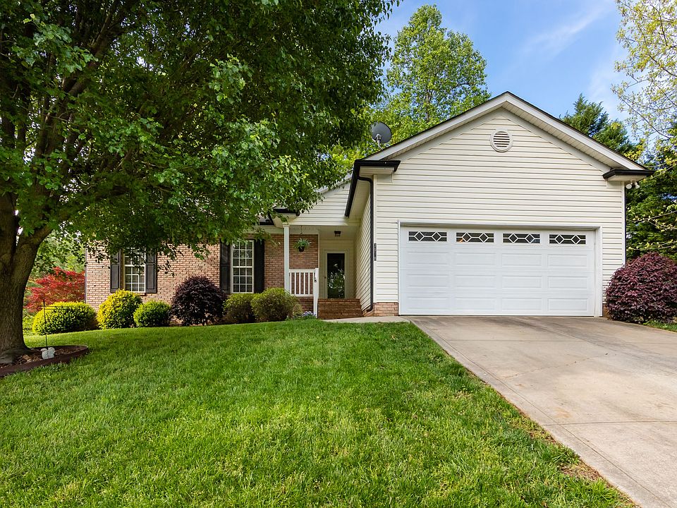 1st image of 7178 Oxford Bluff Dr