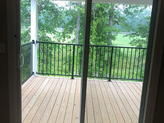 5th image of 5871 Parkview Ln #301