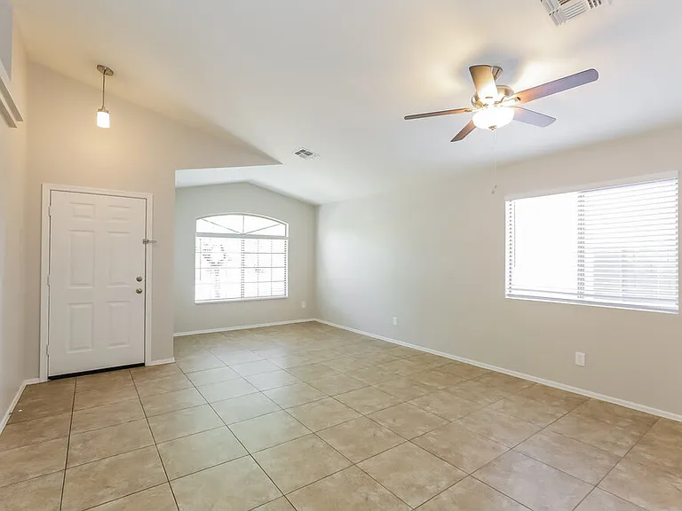 21861 W Mohave St — Photo 3