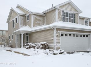 2261 W Bentley Ln, Round Lake, IL 60073