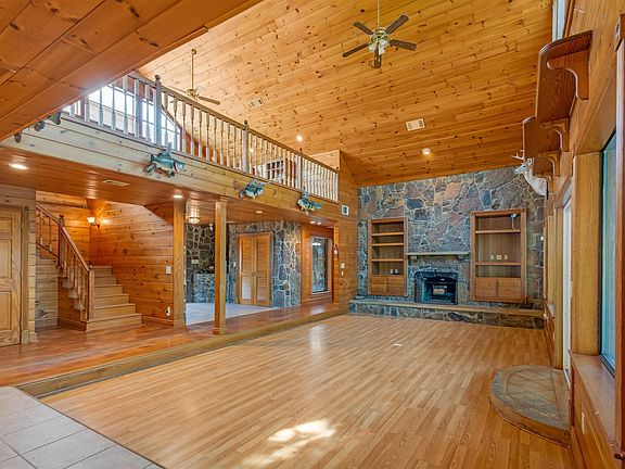 4th image of 660 County Road 1503