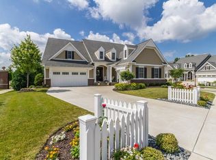 15605 Bethpage Trl, Carmel, IN 46033