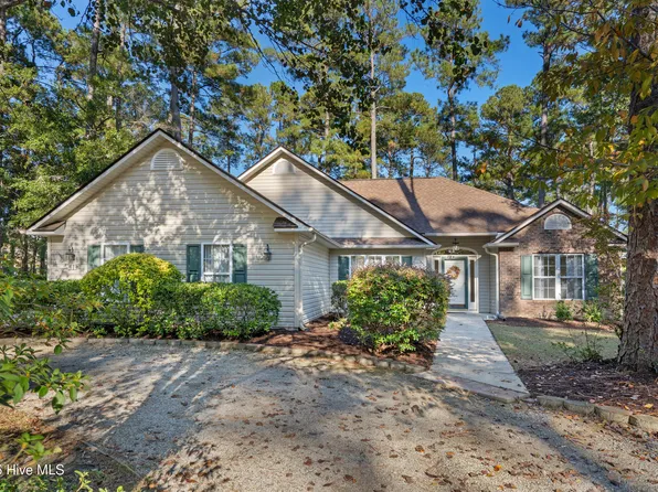 41 Pinewood Drive, Carolina Shores, NC 28467