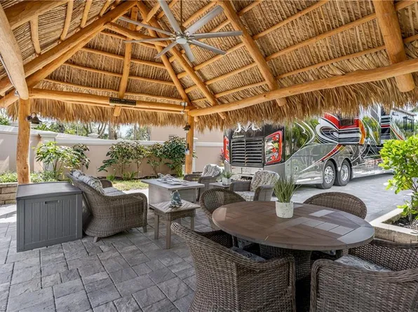 13547 Snook CIR, NAPLES, FL 34114