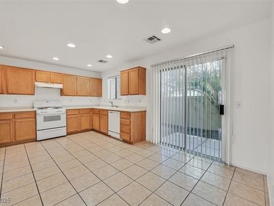 6058 Ambleshire Ave, Las Vegas, NV, 89139