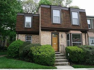 1586 Bandury Ct, Crofton, MD 21114