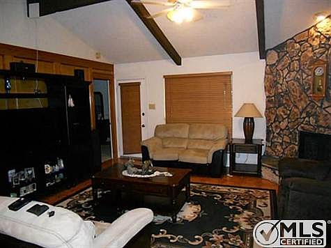 3rd image of 2210 W Parkside Dr