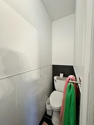 Rented by Pear NYC LLC | media 37