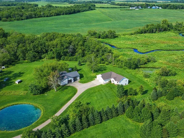 29776 Hayes Ave, Northfield, MN 55057