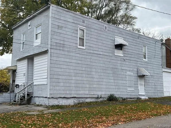 1229 Lyon St, Flint, MI 48503