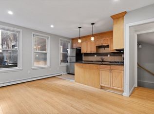 8 Bartlett Pl APT 1, Boston, MA 02113