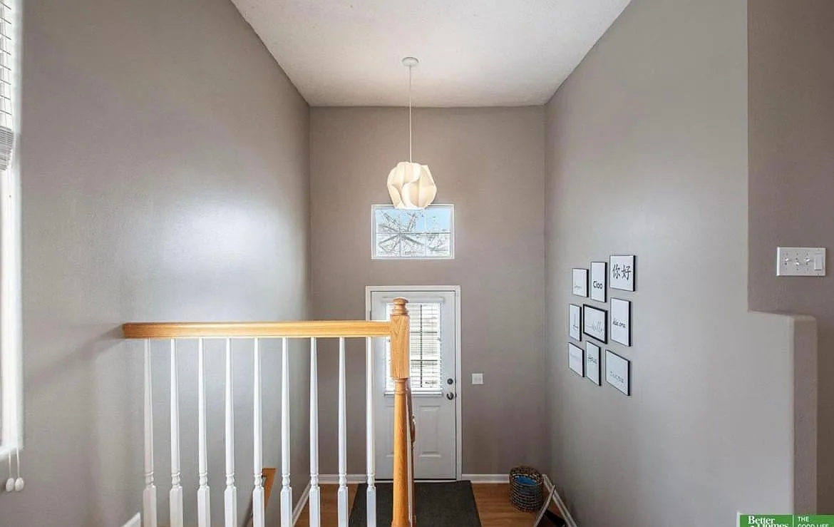 2 bed, 1410 sqft, $2,000 — Photo 3