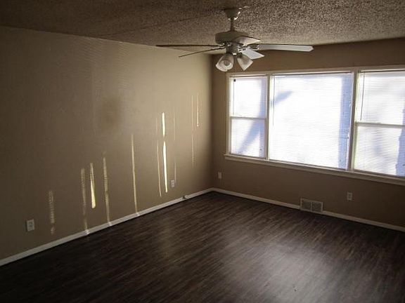 3rd image of 4405 SE 20th St