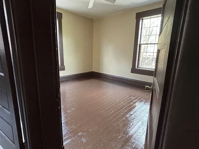 412 Wayne Ave — Photo 16