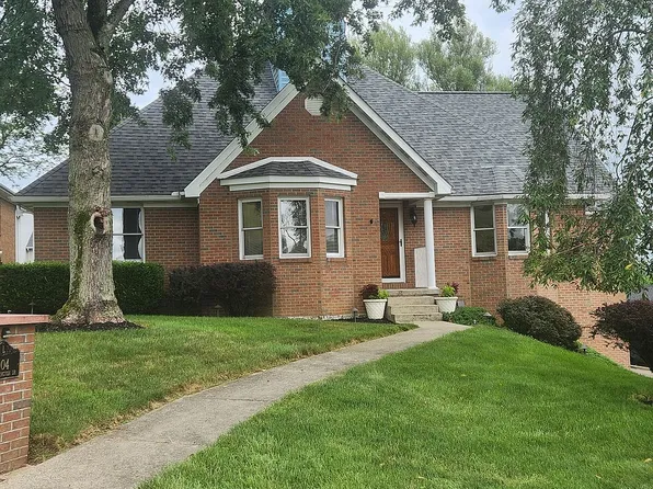 904 Worthington Dr, Bridgeport, WV 26330