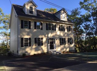 12 Mallory St, North Chelmsford, MA 01863