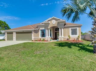 1135 Grandeur St SE, Palm Bay, FL 32909