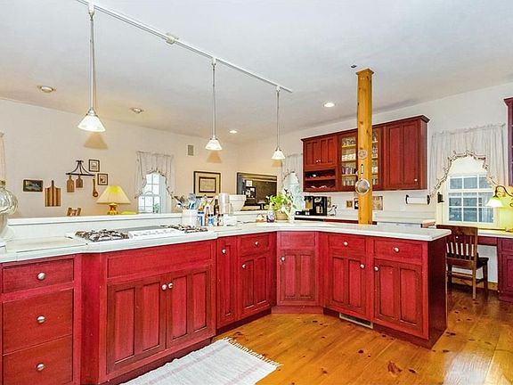 4th image of 402 Q St