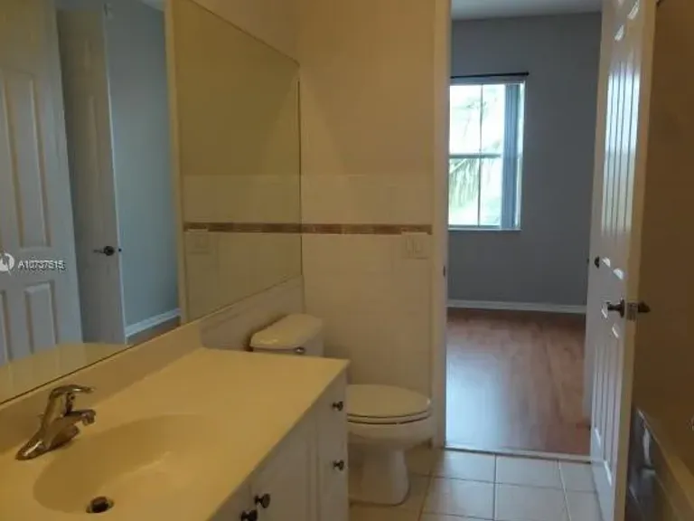 4404 SW 160th Ave — Photo 11