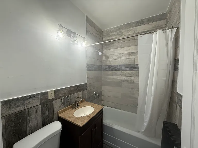 186 2nd Ave #2S — Photo 5