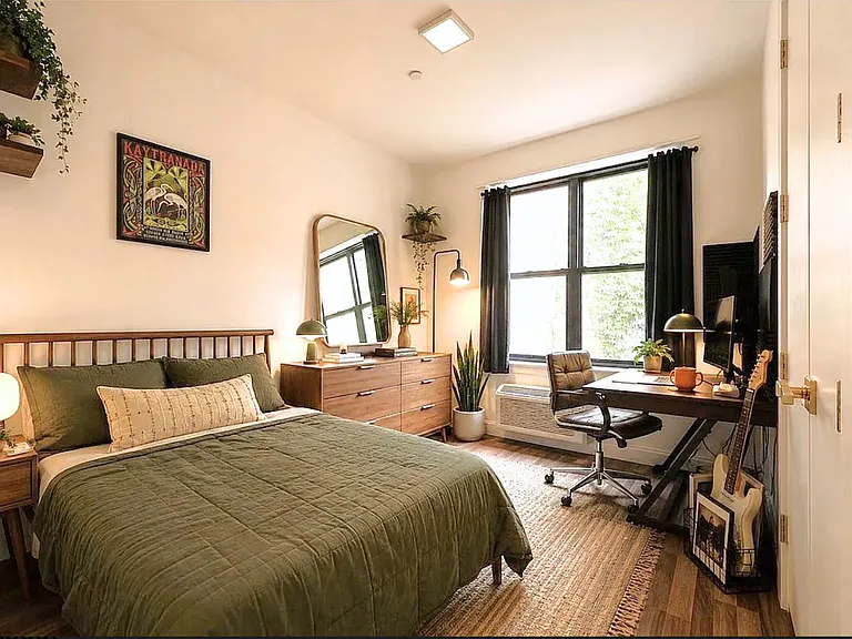 709 Hart St #1B — Photo 9