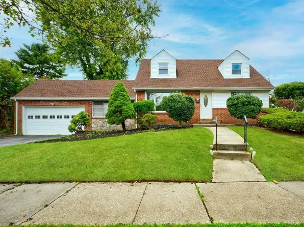 1 Martin Place, Syosset, NY 11791