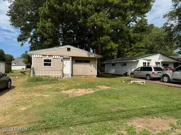 214 N Wilson St, Paris, TN 38242