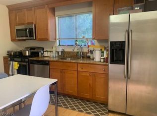 274 Crabtree Ct, Basking Ridge, NJ 07920