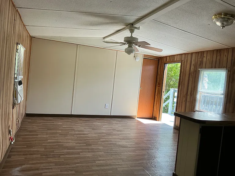 41 Merrill Ct — Photo 4