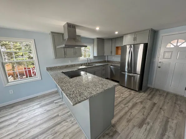71 S Spring St, Concord, NH 03301