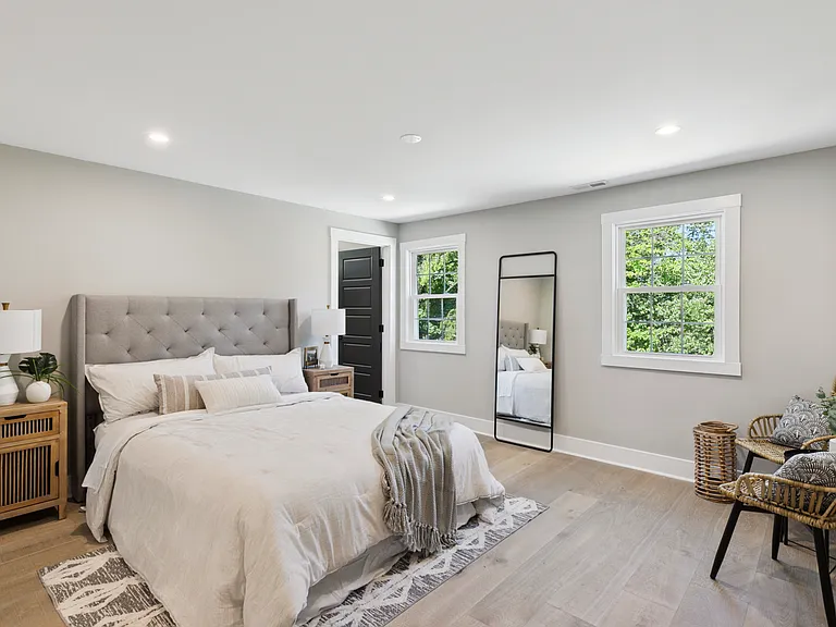 1110 W Valley Rd — Photo 40