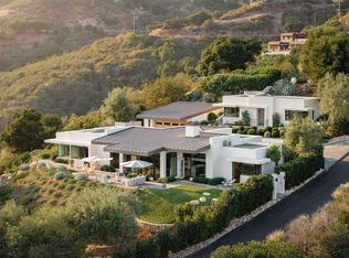 125 W Mountain Dr, Santa Barbara, CA 93103