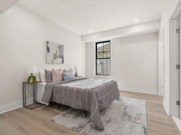 260 Elm St #301 — Photo 5