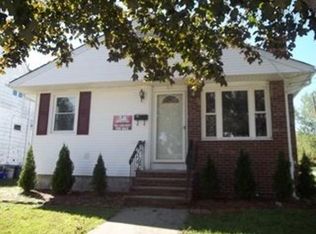 57 Browne St, Cranston, RI 02920