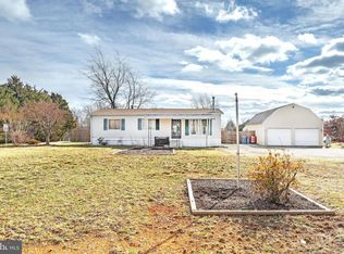 494 Riverview Dr, Wrightsville, PA 17368