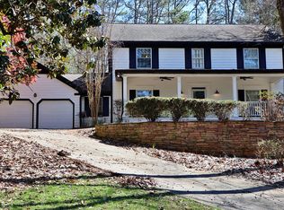 30 Pine Island Ct, Roswell, GA 30076