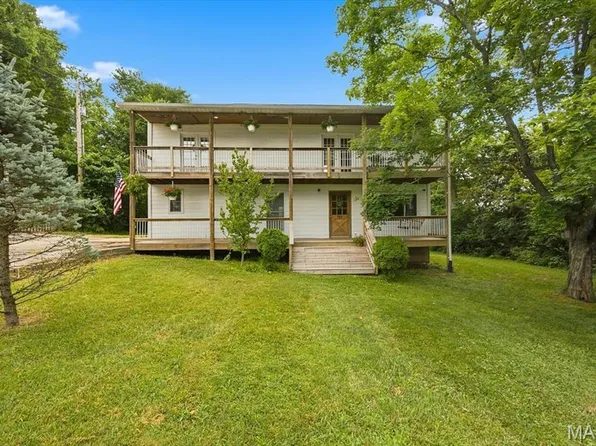 814 Eureka Rd, Eureka, MO 63025