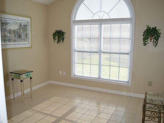 2nd image of 66 Mansfield Cir