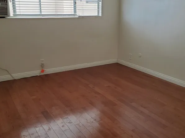 3420 Council St #201, Los Angeles, CA 90004