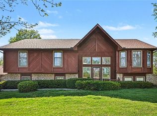 15800 Rule Ln, Smithville, MO 64089
