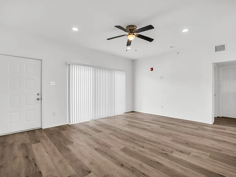11218 Park Central Pl #C — Photo 3
