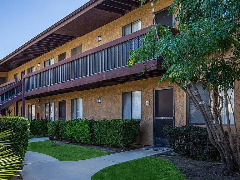 Heritage Park Montclair Senior Apartments — Photo 27