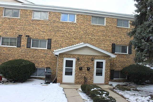 1st image of 101 W Geneva St #101A