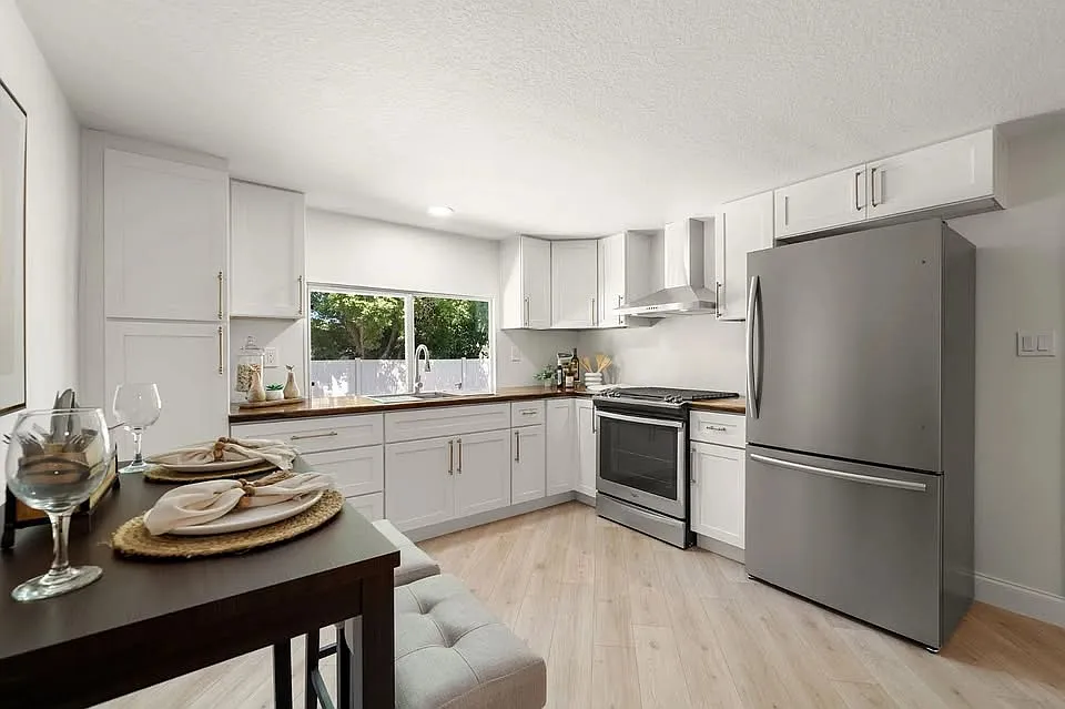 1 bed, 700 sqft, $1,850 — Photo 3