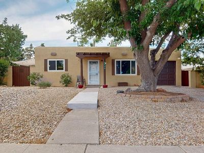 8806 Aztec Rd NE, Albuquerque, NM, 87111