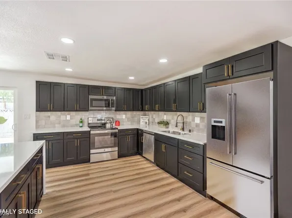 2208 Beverly Way, Las Vegas, NV 89104