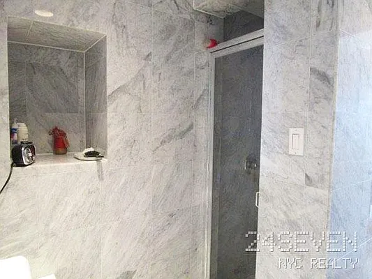 Rented by 24 7 NYC Realty Inc. | media 86