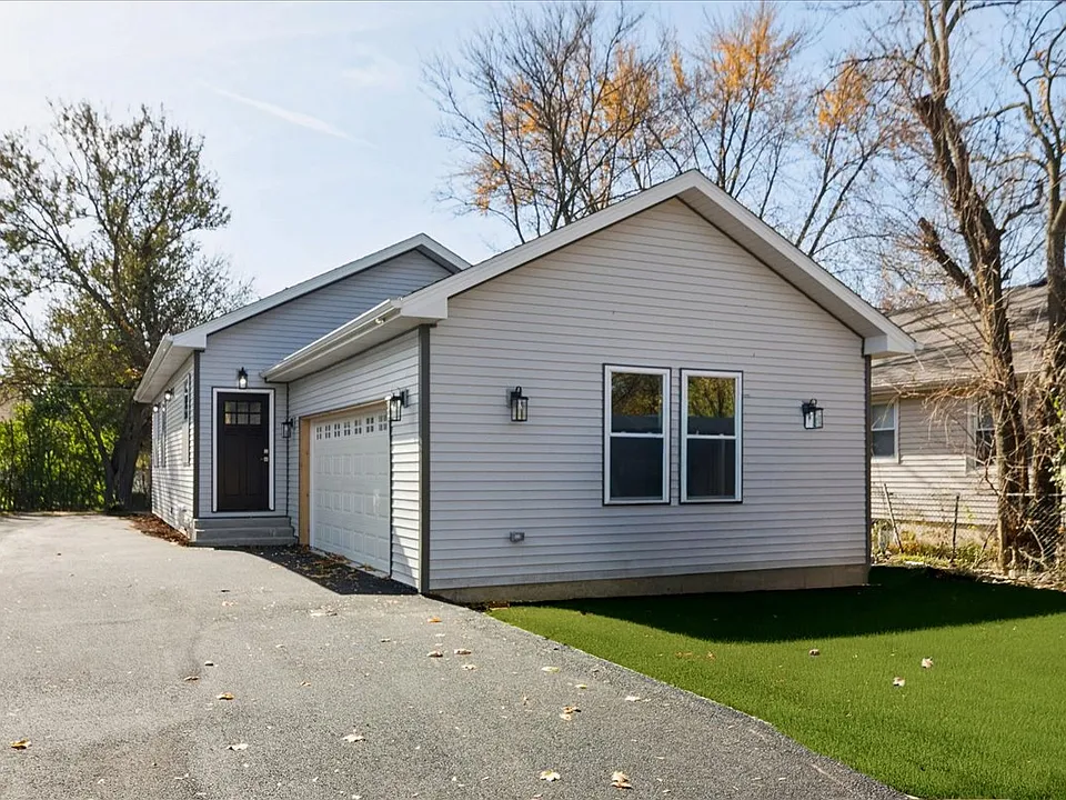 302 Hughes Ave