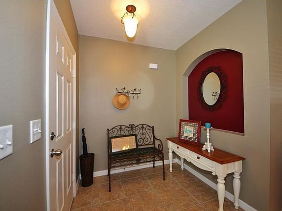 4th image of 119 Prairie Falcon Dr